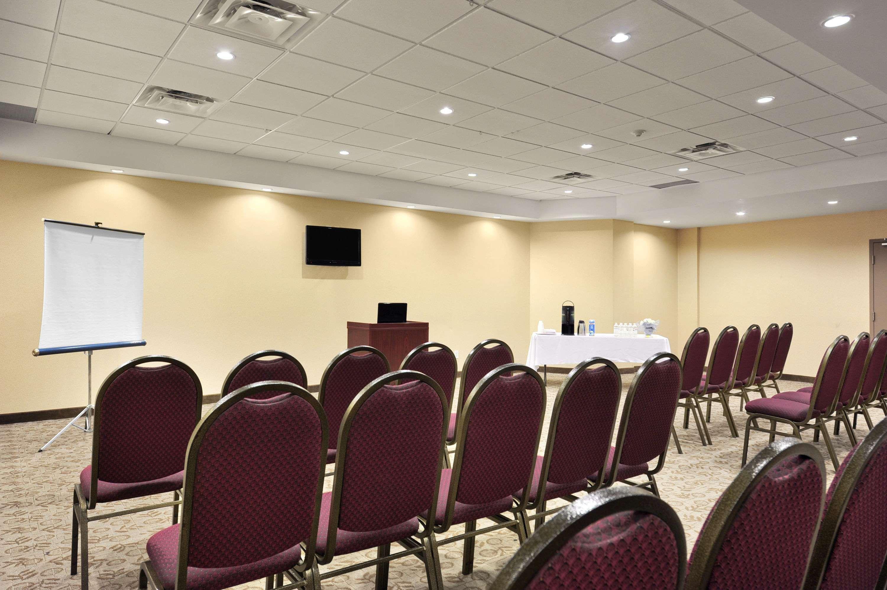 Days Inn By Wyndham Brampton Exterior foto